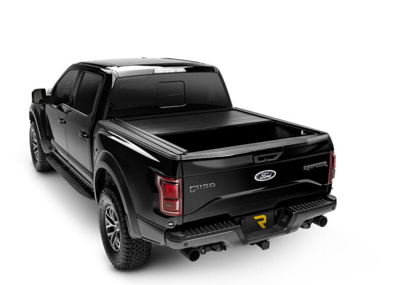 Retrax 2022 Tundra CrewMax 5.5in Bed w/Deck Rail System Powertrax PRO MX