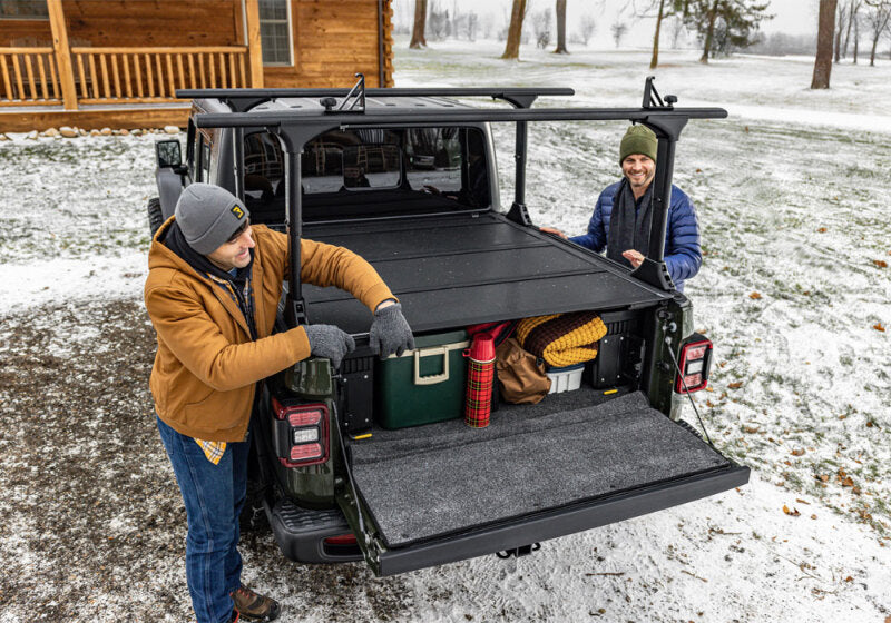 BAK 15-20 Ford F-150 6.7ft. Bed BAKFlip MX4 TS
