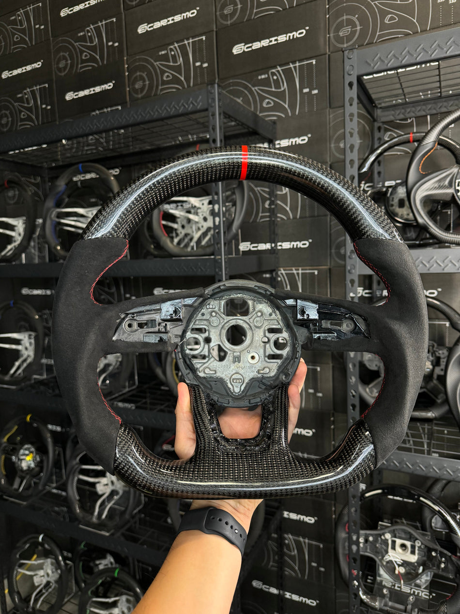 [Media/Test] Audi (2022+ B9 Wheel) - Sport - Gloss Carbon - Alcantara - Red Stitching - Red Stripe
