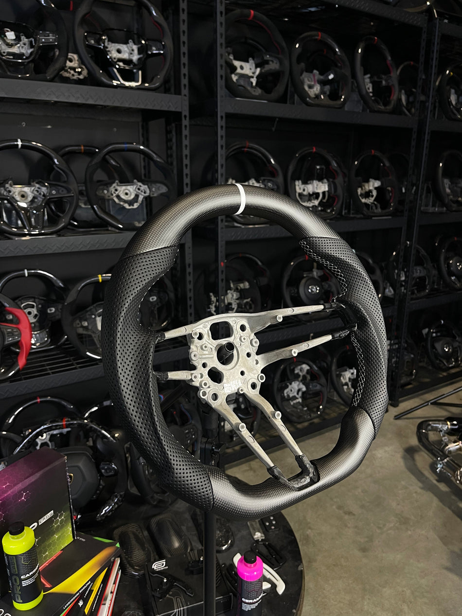 [Media/Test] Porsche (992.1 Wheel) - Sport - Matte Plain Carbon - Perforated Leather - White Stitching - White Stripe