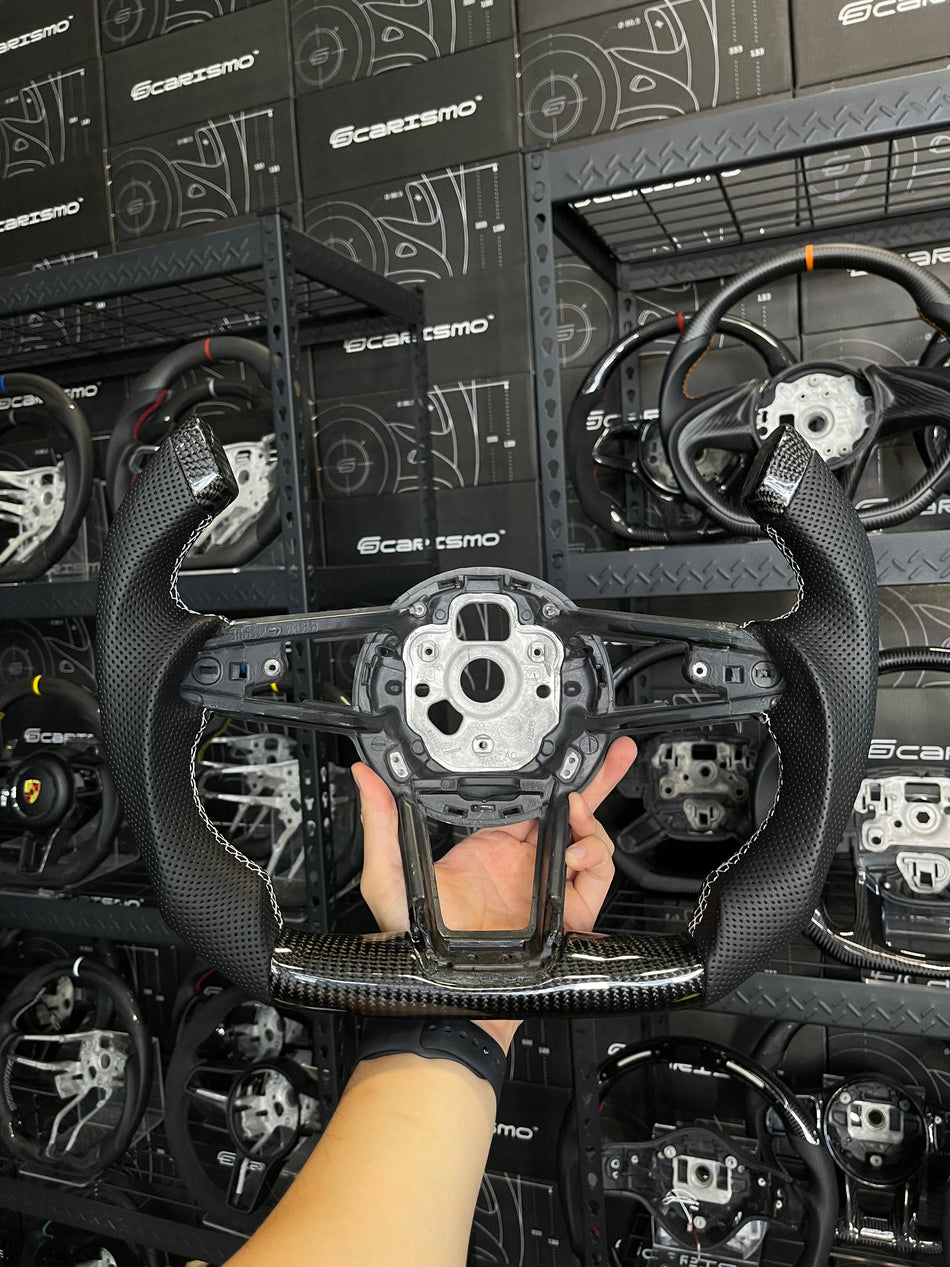 [Media/Test] Audi R8 (Gen 2) - F1 Competition - Gloss Carbon - Perforated Leather - White Stitching - No Stripe