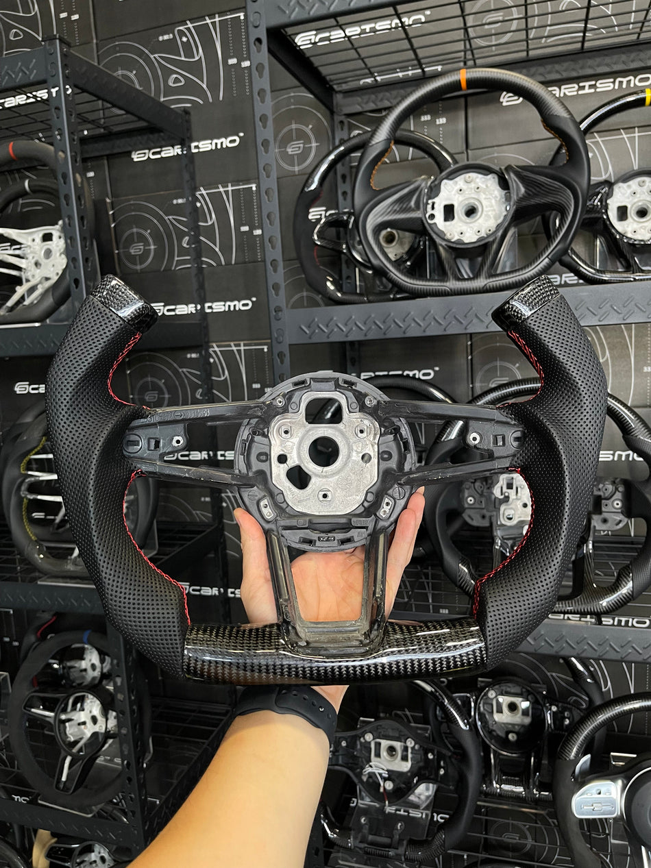 [Media/Test] Audi R8 (Gen 2) - F1 Competition - Gloss Carbon - Perforated Leather - Red Stitching - No Stripe