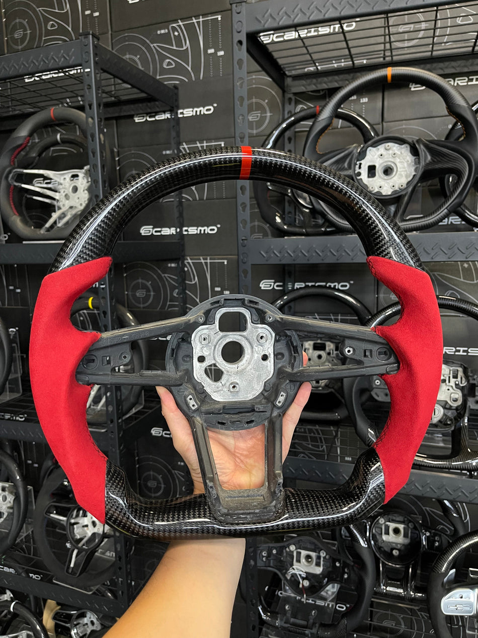 [Media/Test] Audi R8 (Gen 2) - Sport - Gloss Carbon - Red Alcantara - Black Stitching - Red Stripe