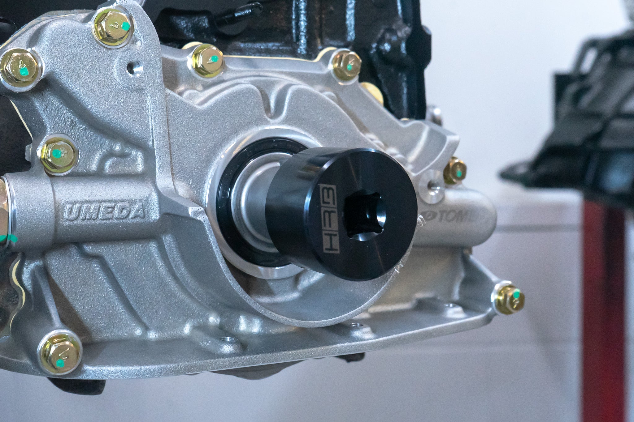 HRB Engine Crank Socket - Crank socket on engine